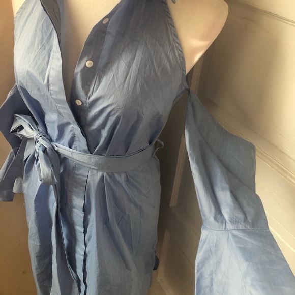 🆕 White Eyelash Cold Shoulder Dress - Picture 4 of 9